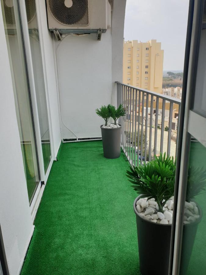艾姆布里亚布拉瓦Les Pieds Dans L' Eau公寓 外观 照片